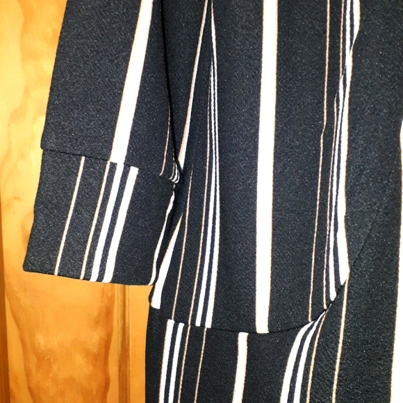 Open Striped Cardigan - Picture 2 of 4